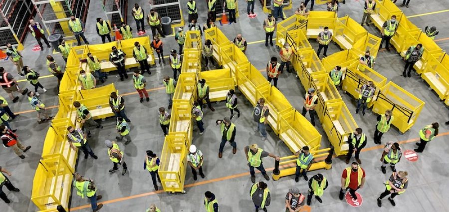 Amazon to Open Robotics Facility