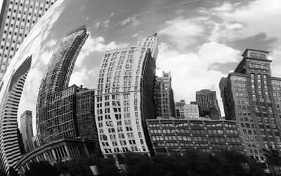 Chicago skyline seen in The Bean art installation